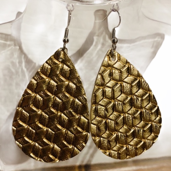 Jewelry - 🌻3 for $15🖤Faux Leather Teardrop Dangle Earrings